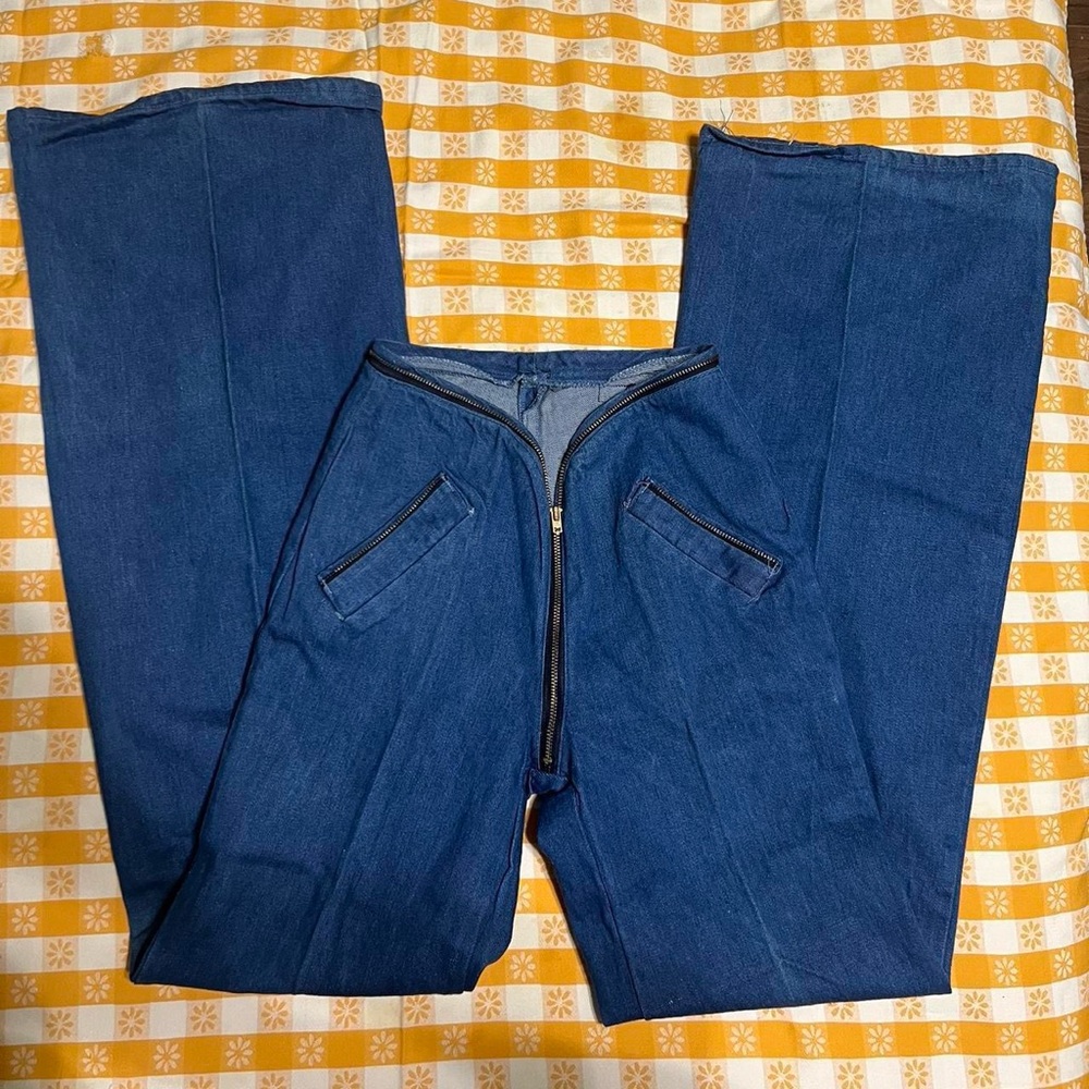 Deadstock 70s bellbottoms